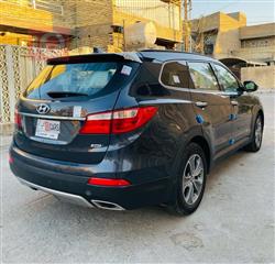 Hyundai Grand Santa Fe